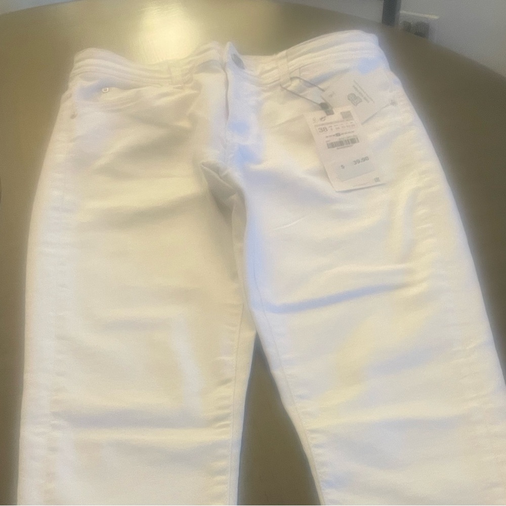White Zara denim white with stretch